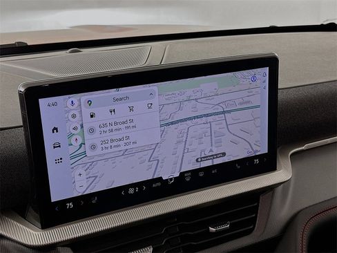 Used 2025 Ford Explorer ST-Line w/ ST-Line Street Pack image 15