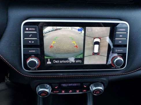 Used 2019 Nissan Kicks SR w/ SR Premium Package image 24