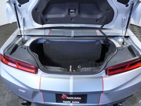 Used 2017 Chevrolet Camaro SS image 9