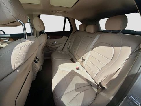 Used 2020 Mercedes-Benz GLC 300 4MATIC image 20