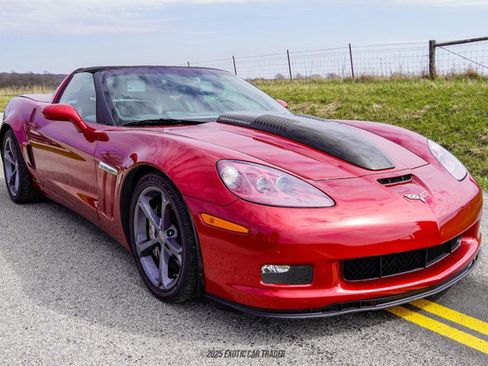 Used 2011 Chevrolet Corvette Grand Sport w/ Preferred Equipment Group image 12