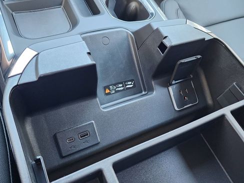 New 2026 GMC Sierra 1500 SLT w/ SLT Premium Plus Package image 33