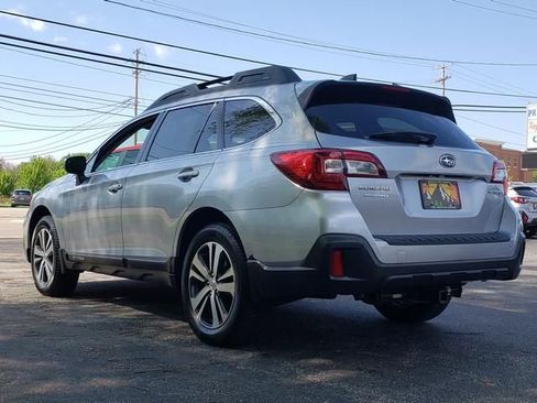 Used 2019 Subaru Outback 2.5i Limited AWD/4WD image 6