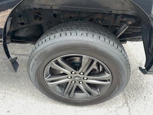 Used 2021 Ford F150 Lariat w/ Equipment Group 502A High image 6