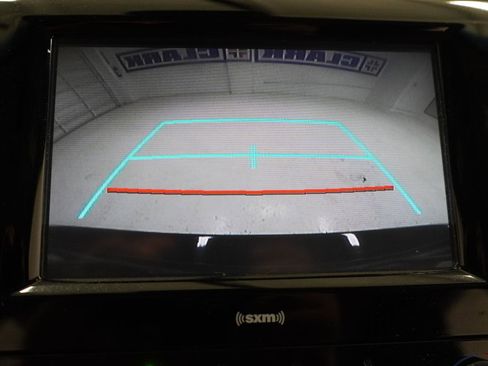 Used 2020 Toyota Camry LE image 23