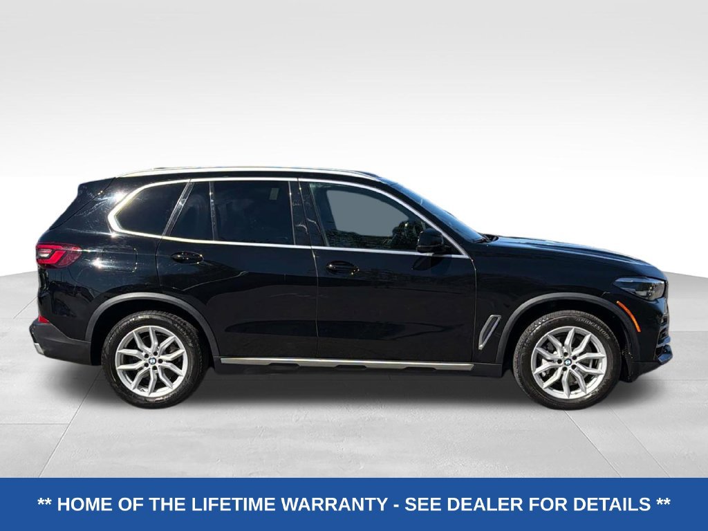 Used 2021 BMW X5 xDrive40i w/ Convenience Package AWD/4WD image 2