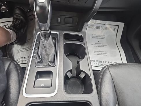 Used 2018 Ford Escape SEL FWD image 18