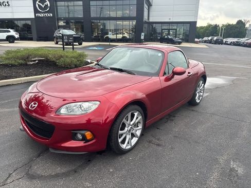 Used 2015 MAZDA MX-5 Miata Grand Touring RWD image 3