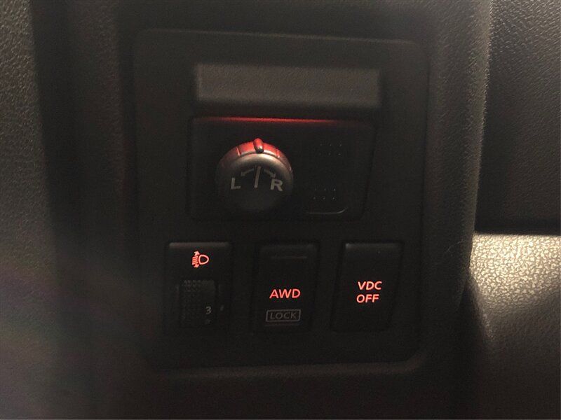 Used 2009 Nissan Rogue SL w/ Premium Pkg AWD/4WD image 25