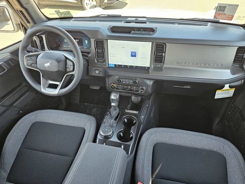 New 2026 Ford Bronco 4-Door AWD/4WD image 16