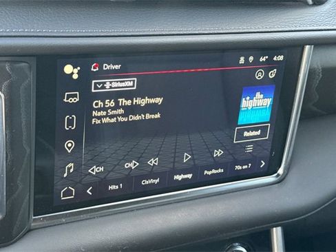 Used 2024 GMC Yukon Denali w/ Advanced Technology Package image 19