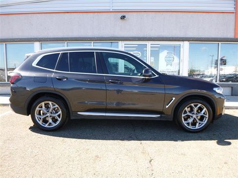 Used 2023 BMW X3 xDrive30i image 4