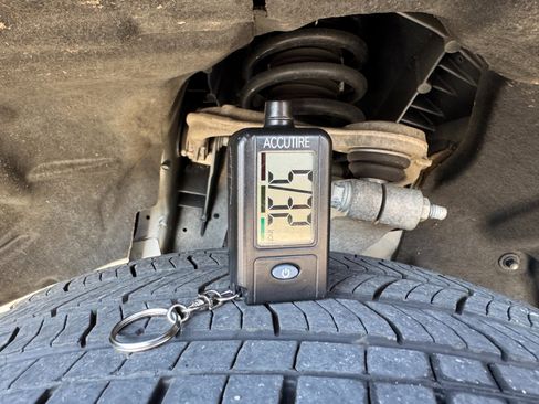 Used 2022 Jeep Grand Cherokee Limited 4xe image 69