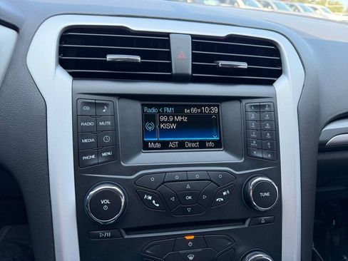 Used 2014 Ford Fusion S FWD image 17