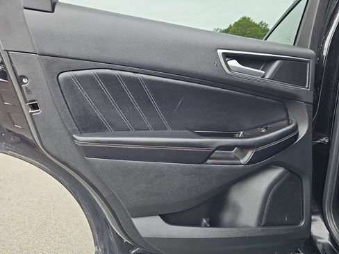 Used 2016 Ford Edge Sport w/ Equipment Group 401A AWD/4WD image 25