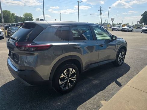 Used 2023 Nissan Rogue SV AWD/4WD image 5
