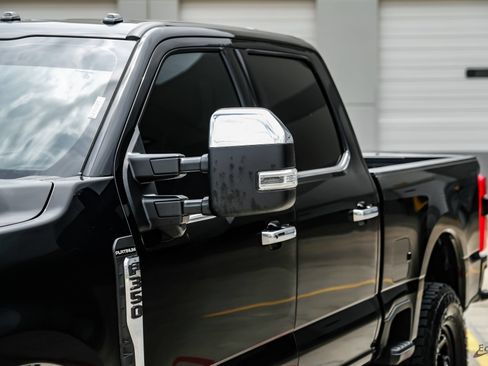 Used 2024 Ford F350 Platinum w/ Tremor Off-Road Package AWD/4WD image 27
