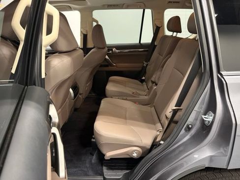 Used 2022 Lexus GX 460 Premium AWD/4WD image 39