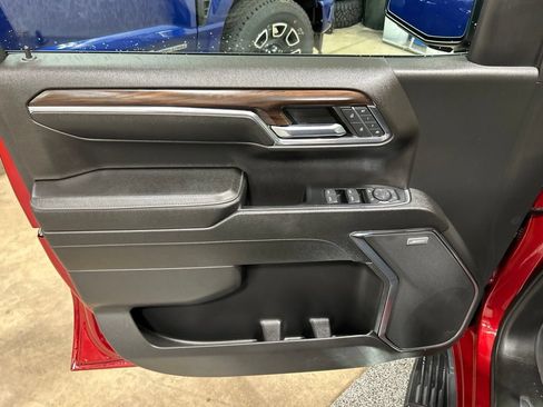 Used 2023 GMC Sierra 1500 SLT w/ SLT Premium Package AWD/4WD image 15