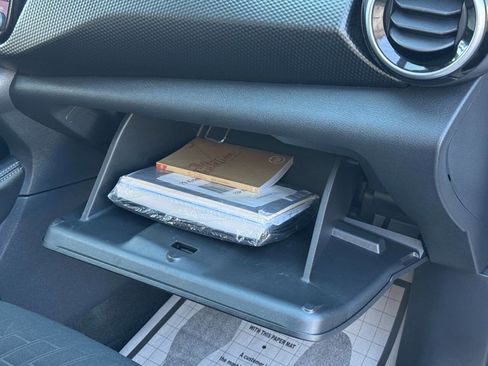 Used 2023 Nissan Kicks SV image 32