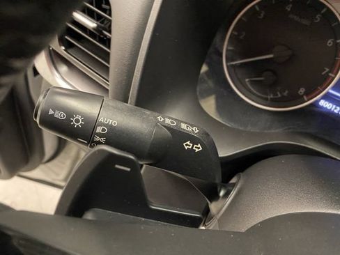 Used 2021 Nissan Rogue SV w/ Premium Package AWD/4WD image 32