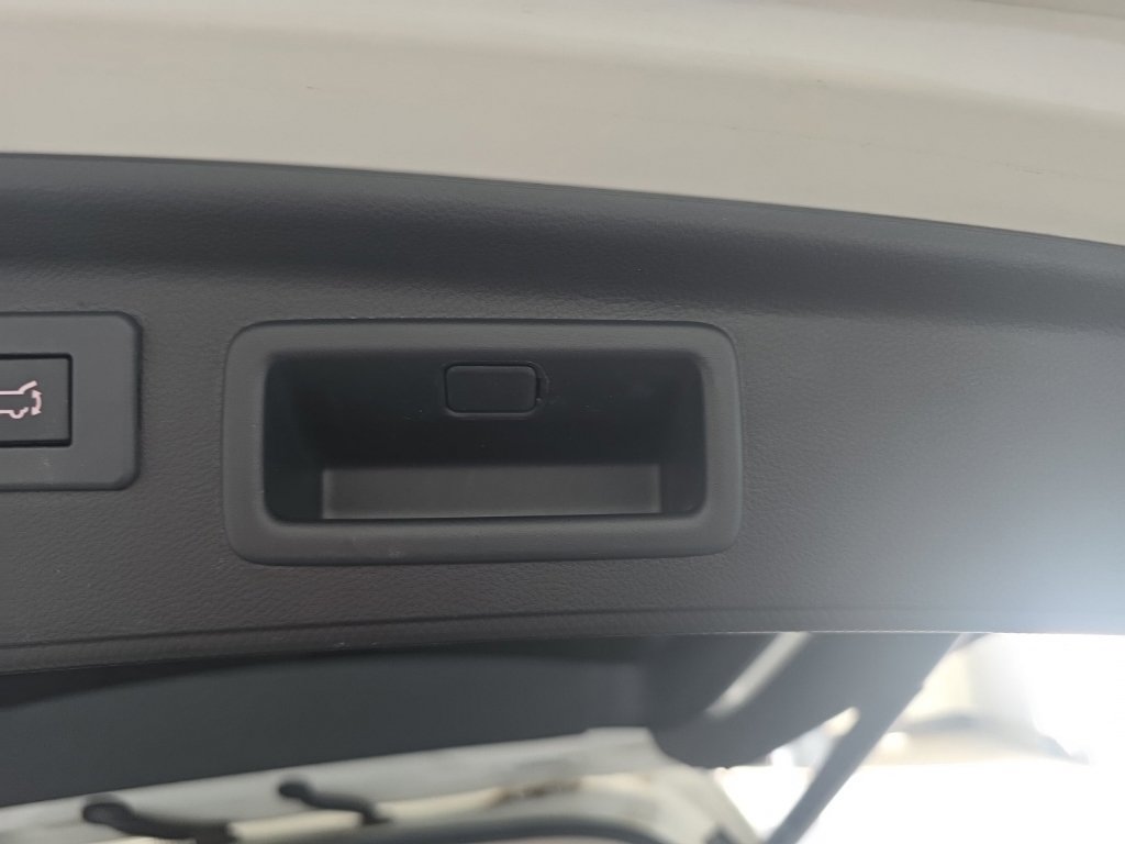 Used 2020 Subaru Forester Premium AWD/4WD image 18