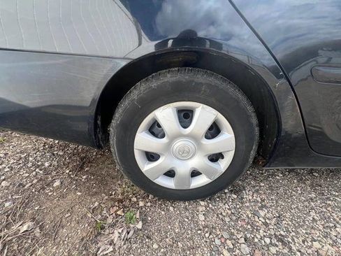 Used 2004 Toyota Camry FWD image 14