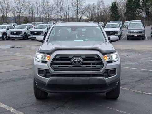 Used 2019 Toyota Tacoma SR w/ SR Convenience Package image 5