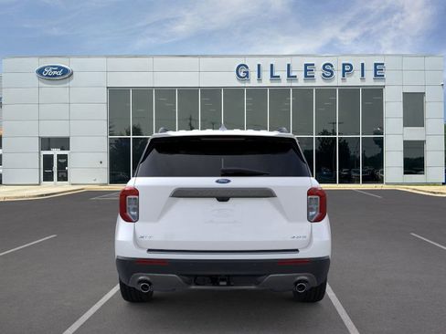 New 2024 Ford Explorer XLT w/ Equipment Group 202A image 5