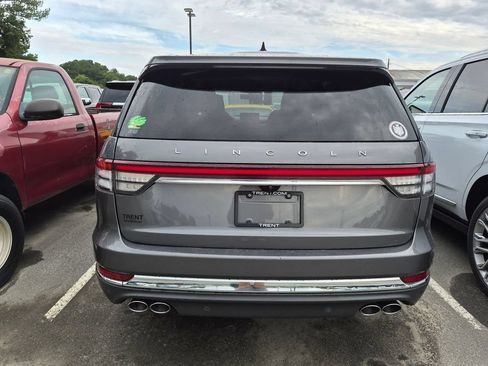Used 2022 Lincoln Aviator Reserve w/ Equipment Group 201A RWD image 8