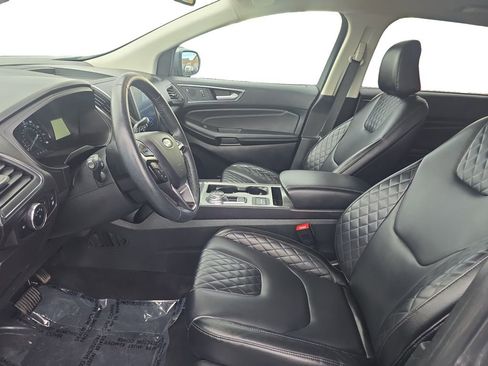 Used 2024 Ford Edge Titanium image 10