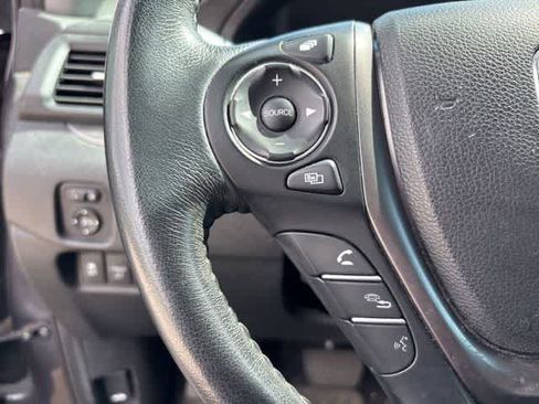 Used 2017 Honda Ridgeline RTL-T image 11