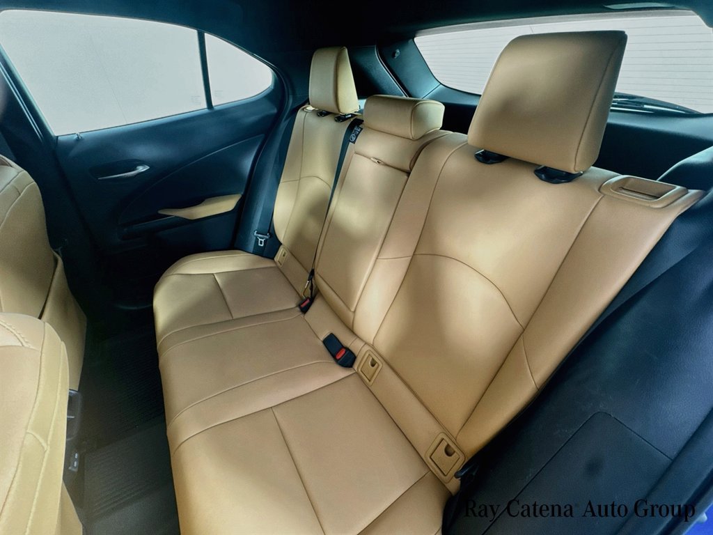 Certified 2025 Lexus UX 300h AWD w/ Accessory Package (Z2) image 25