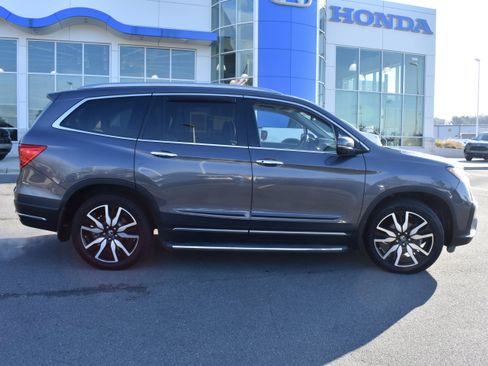 Certified 2019 Honda Pilot Elite image 10