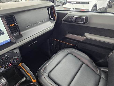 Used 2023 Ford Bronco Badlands AWD/4WD image 39
