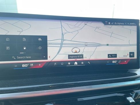 Used 2025 BMW X5 M60i image 3