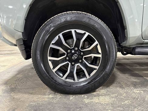 Certified 2022 Toyota Tacoma TRD Sport image 10