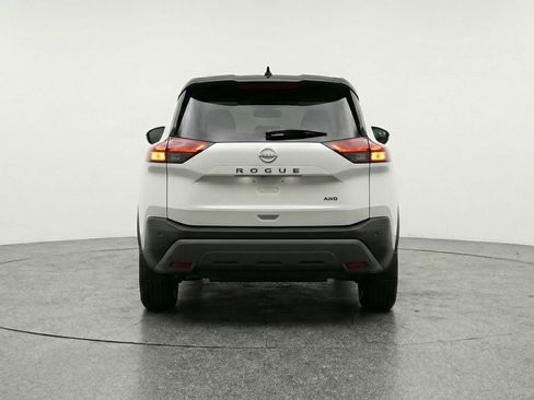 Used 2025 Nissan Rogue SV AWD/4WD image 7