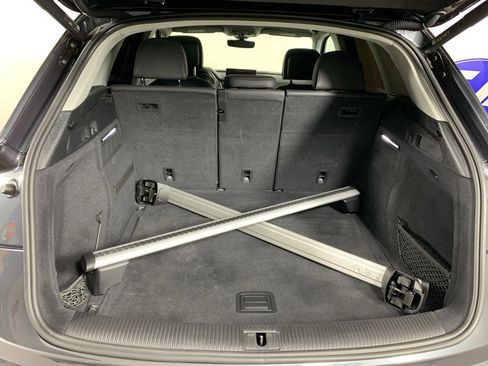 Used 2023 Audi Q5 2.0T Premium w/ Convenience Package image 36