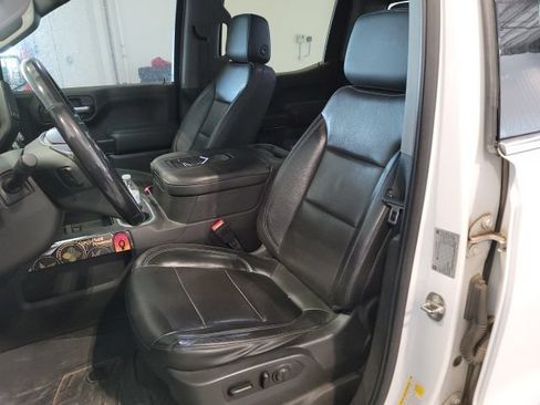 Used 2019 GMC Sierra 1500 SLT w/ SLT Premium Package AWD/4WD image 9