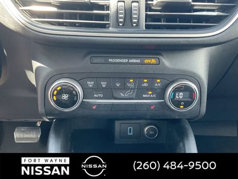 Used 2020 Ford Escape SE AWD/4WD image 18