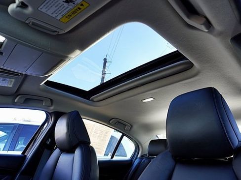 Used 2025 MAZDA MAZDA3 s image 15