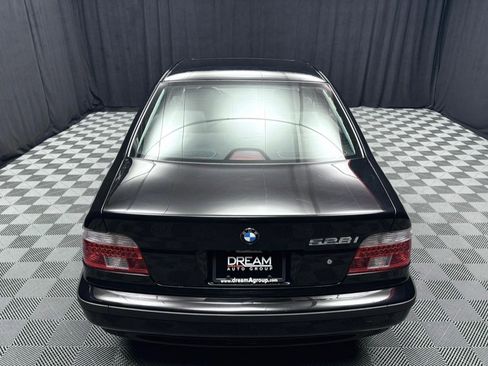 Used 2000 BMW 528i Sedan image 4