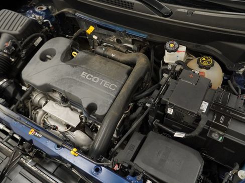 Certified 2022 Chevrolet Equinox LS FWD image 44