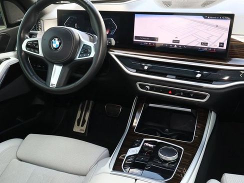 Used 2024 BMW X5 sDrive40i w/ M Sport Package RWD image 10