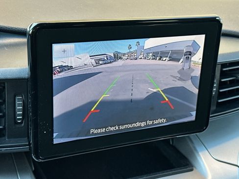 Certified 2022 Ford Explorer XLT image 19