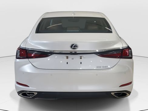 Used 2022 Lexus ES 350 w/ Premium Package image 6