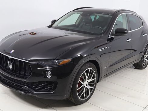 Used 2018 Maserati Levante S GranSport AWD/4WD image 26