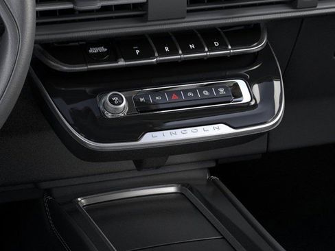 New 2025 Lincoln Corsair Reserve image 15