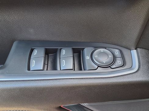 Used 2024 GMC Sierra 1500 Elevation RWD image 8